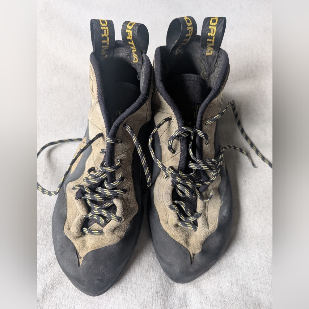 La Sportiva TC Pro Climbing Shoes in Sage | size 42.5